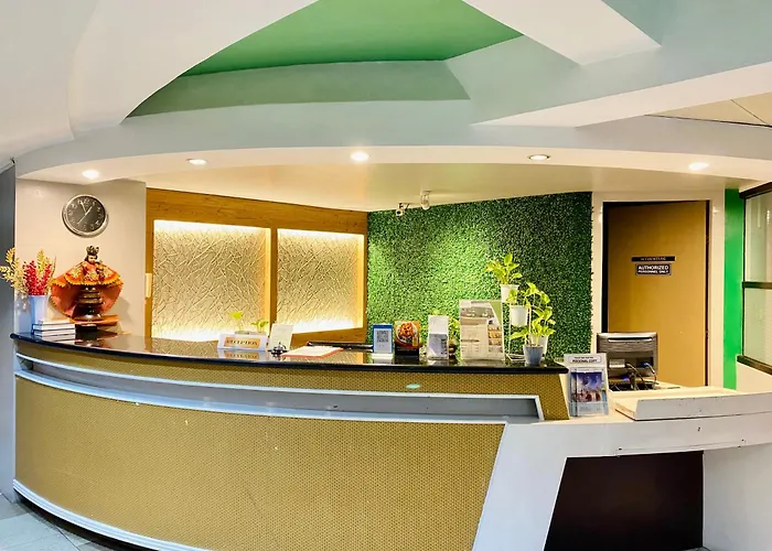 Century Plaza 3* セブ市