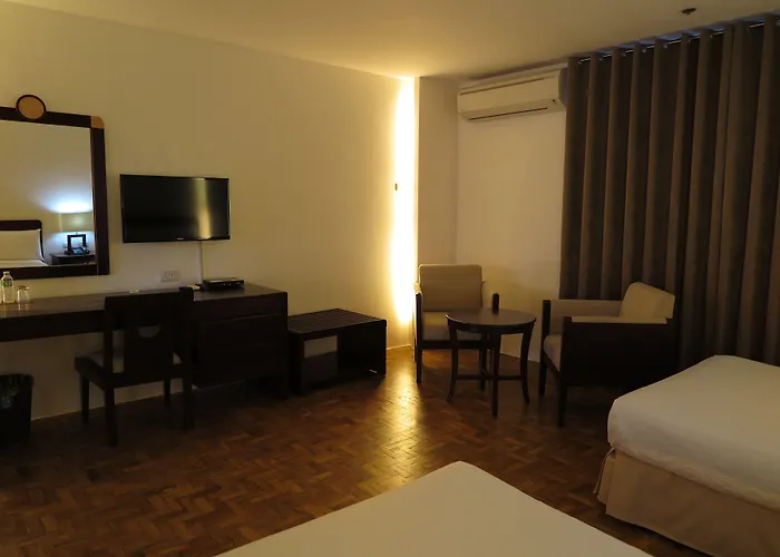 Century Plaza ホテル セブ市